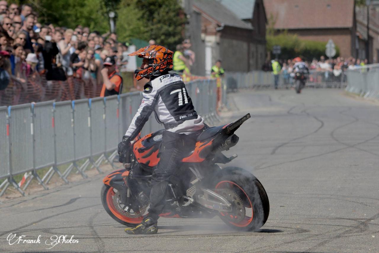 Stunt (14)
