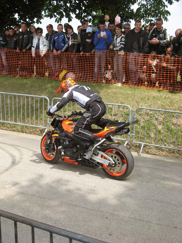 Stunt (58)